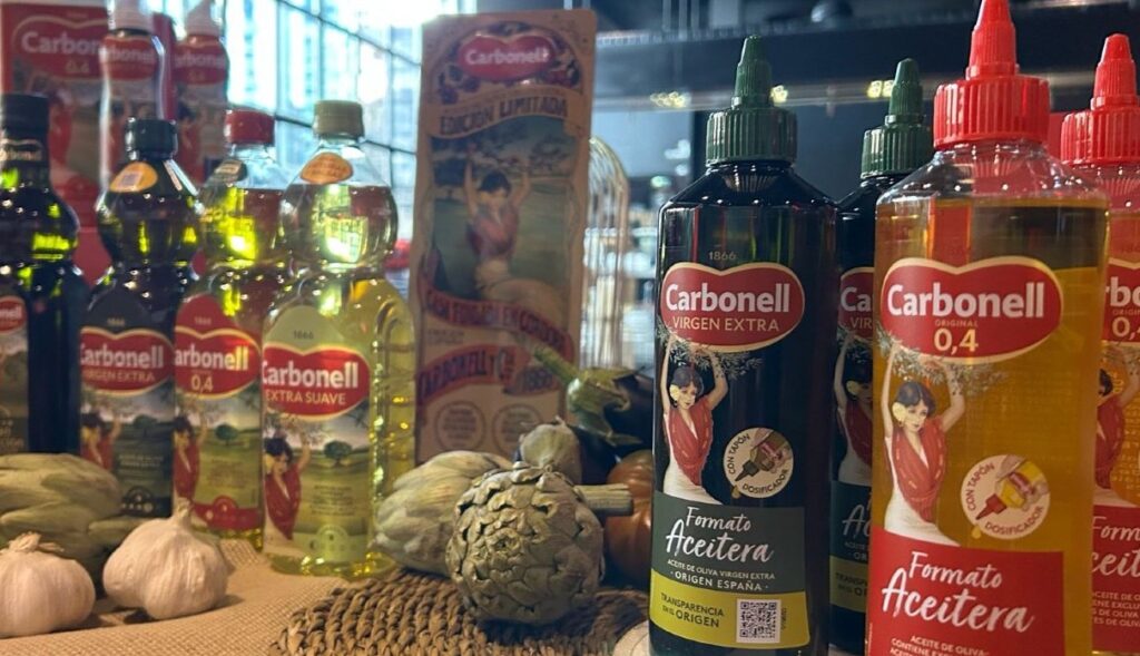 Carbonell innova with an oil format to give more control to the consumer