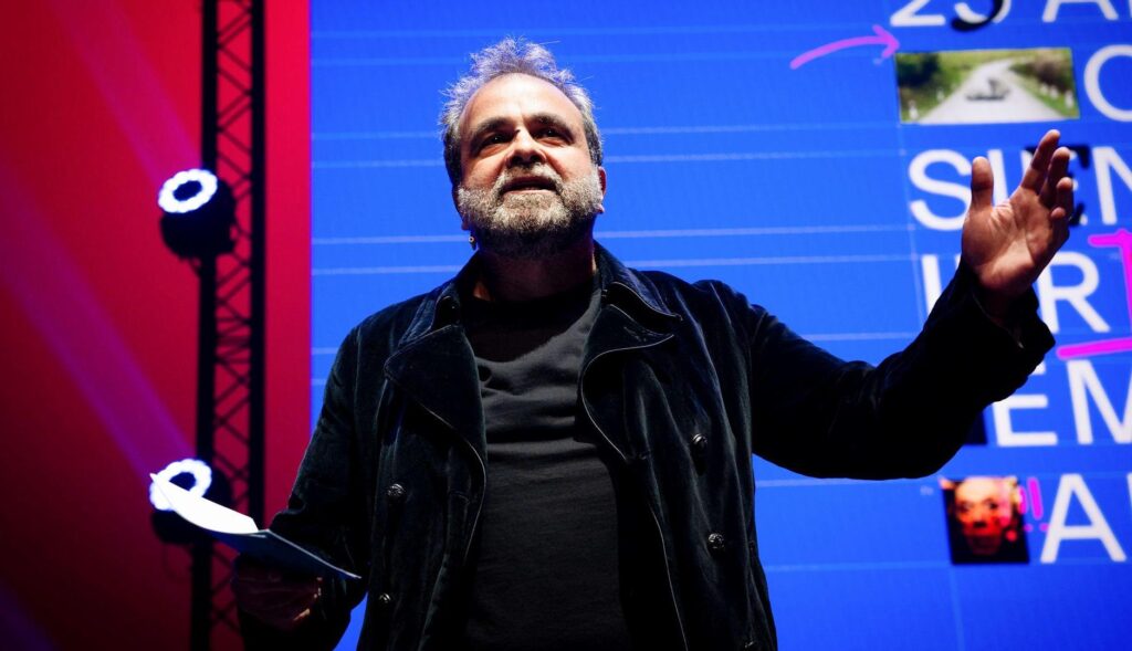 A conversation with Gonzalo Figari about the moment of "light and energy" that crosses the creativity club