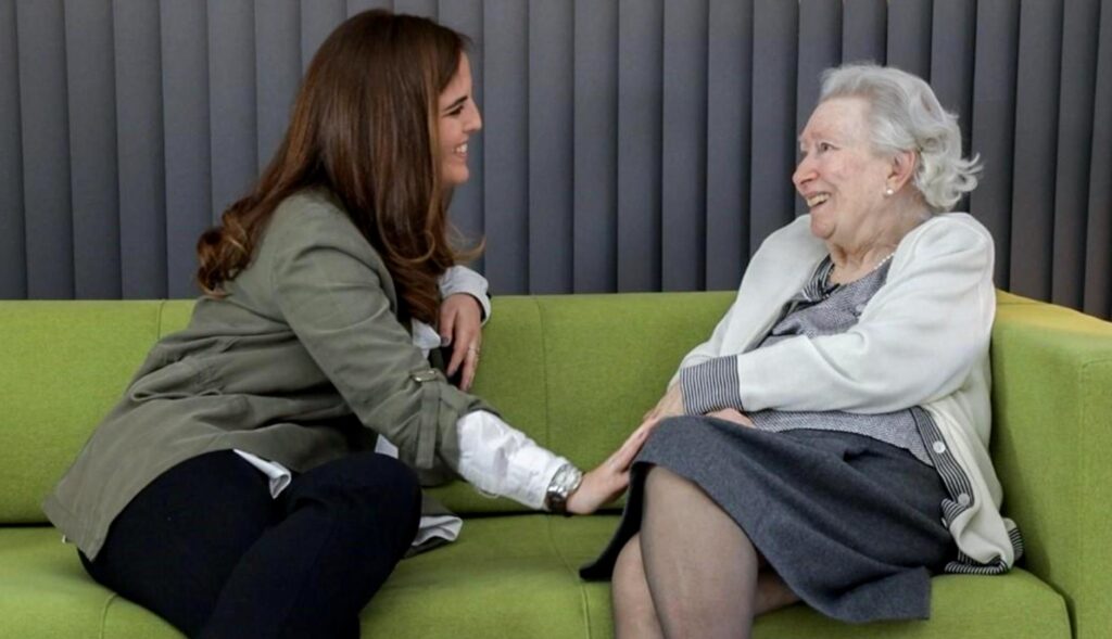 Lara Feliu will continue with the legacy of her grandmother Ana María Lajusticia being an ambassador of the brand