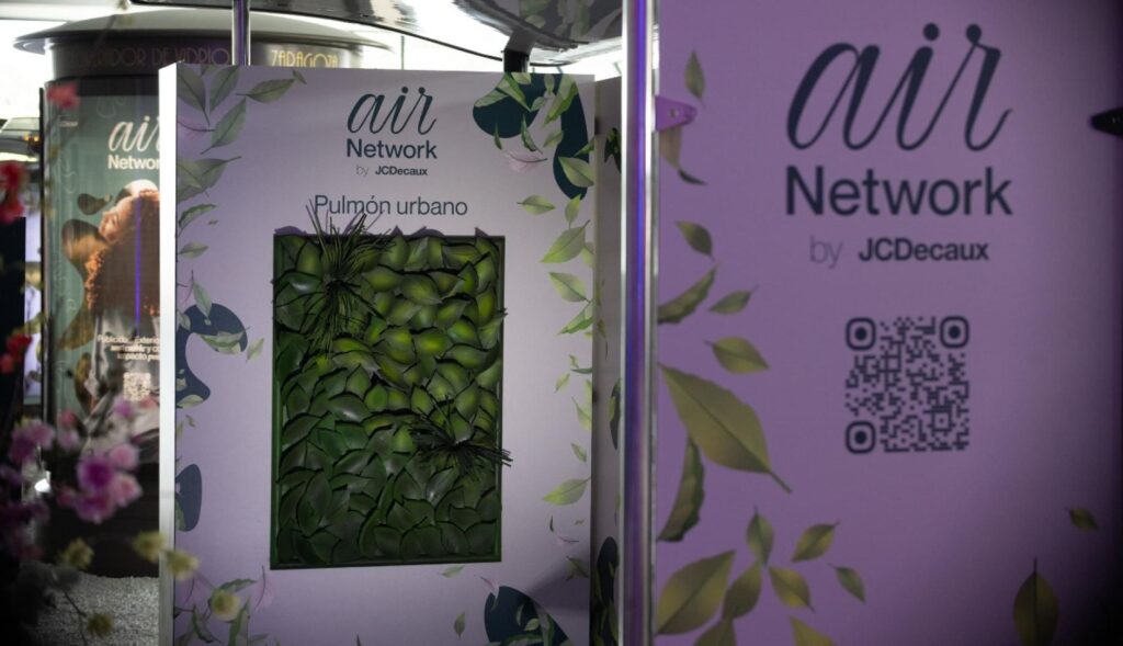 JCDECAUX will install in Madrid his marques that purify the air