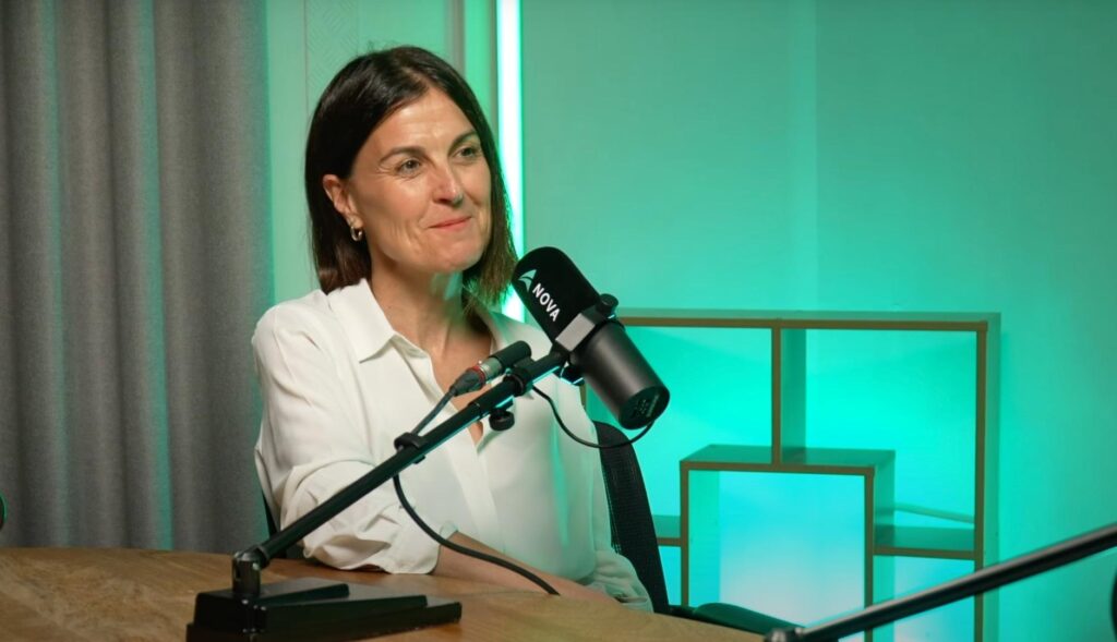 Cristina Burzako: "A marketing professional obsessed with the client and the results is a power general director"