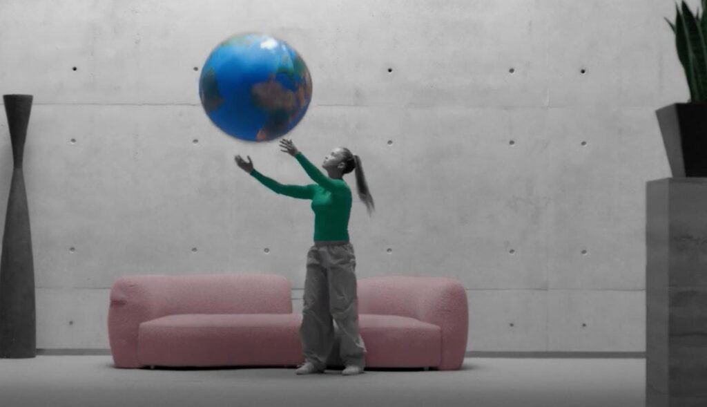 "The future is better if we play all": this is how Moeve announces his sponsorship of football