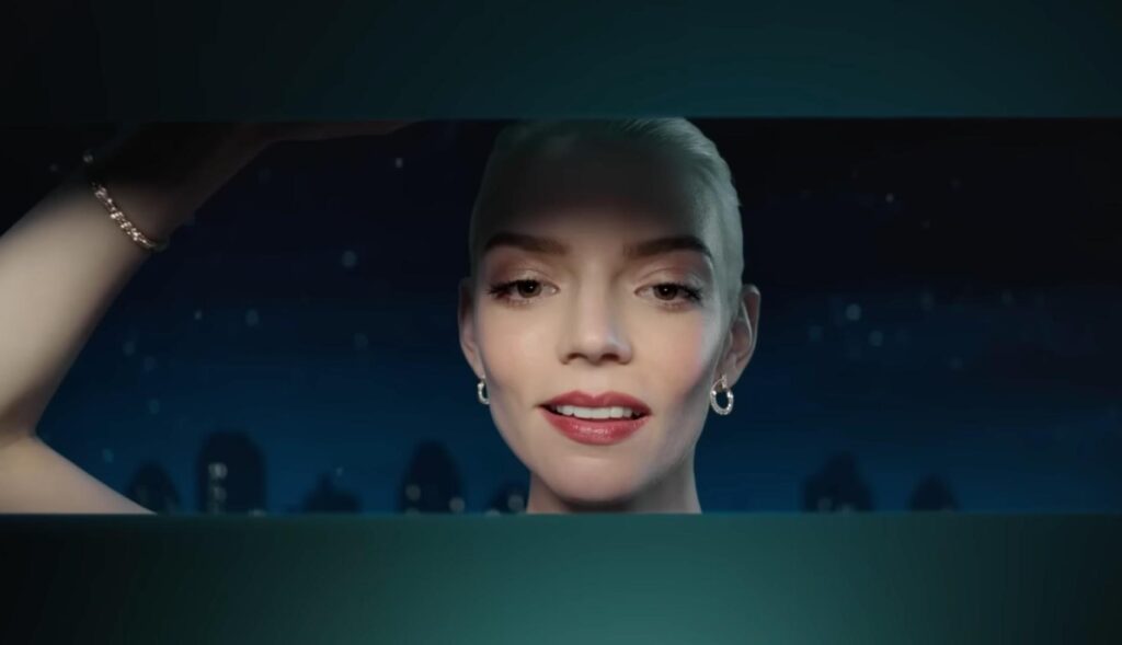 La actriz Anya Taylor-Joy en el anuncio de Navidad de Tiffany & Co