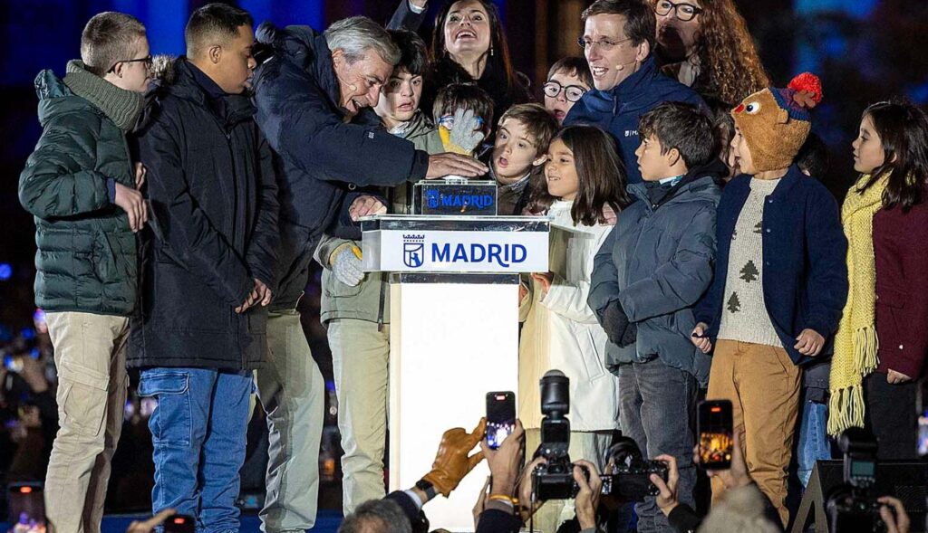 Acto de encendido de luces de Navidad en Madrid 2025