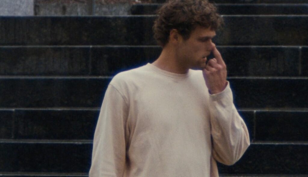 Humor and disgust, a different way to promote haute couture jeans