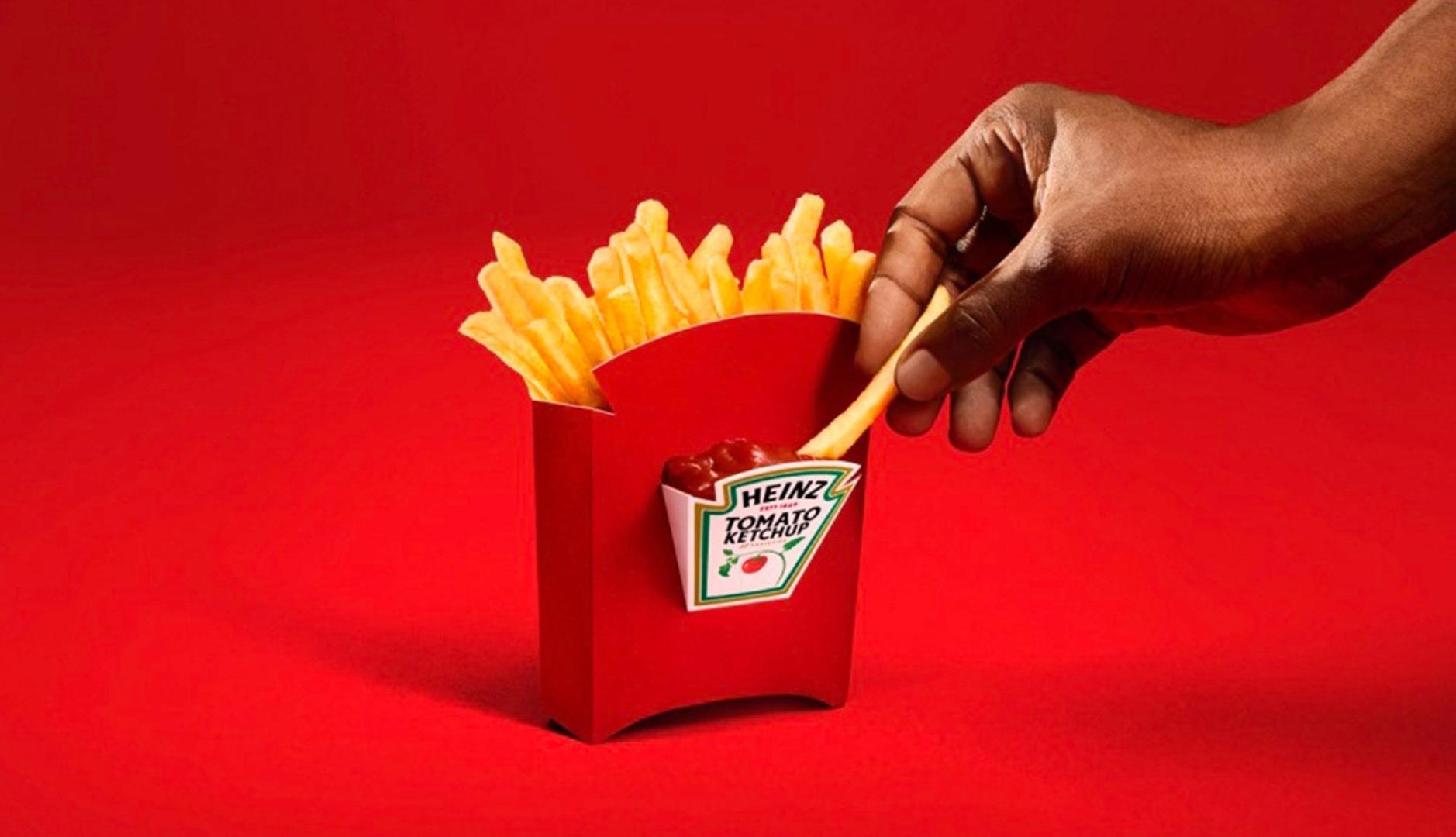 Envase especial de Heinz para mojar patatas fritas en ketchup