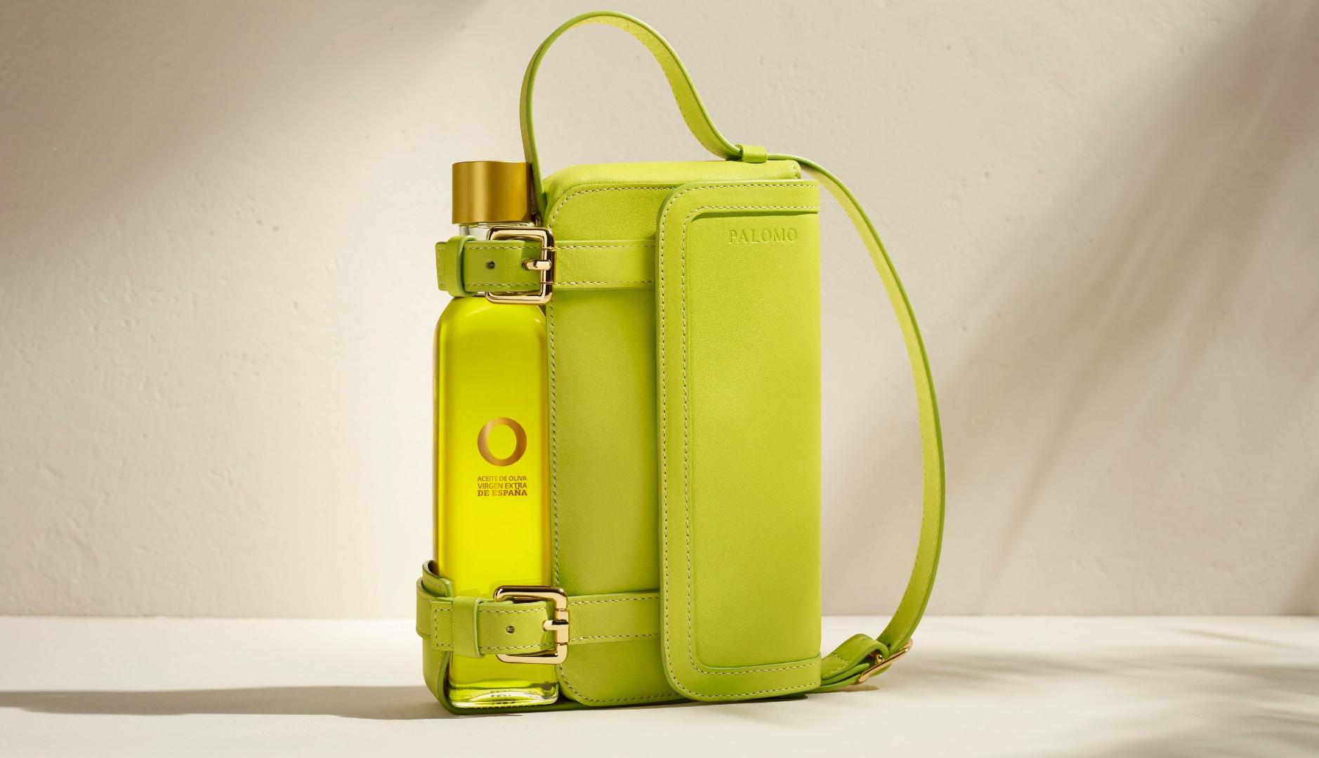 The bag to carry olive oil that Aitana wore wins a Gold at the JCDecaux awards