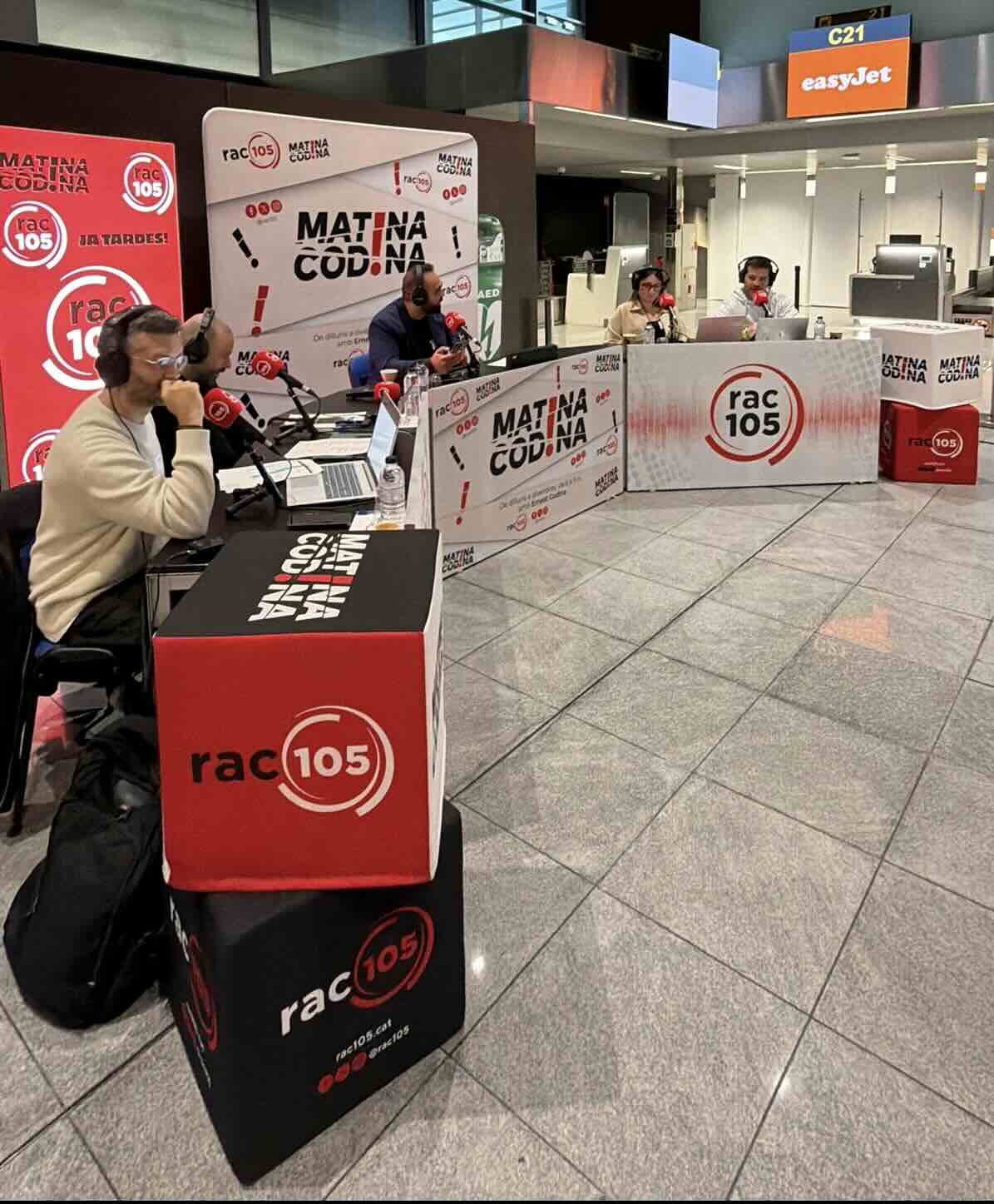 broadcast of the Matina Codina radio program from Barcelona airport