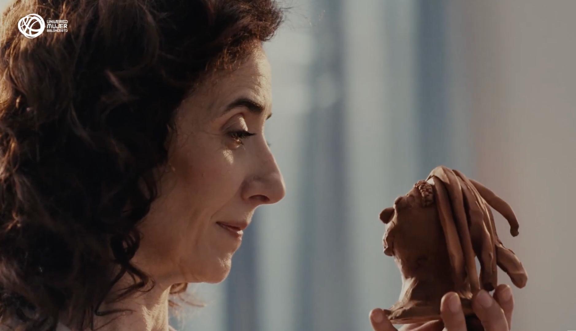 CaixaBank conveys its human vision of banking with the “Something personal” campaign