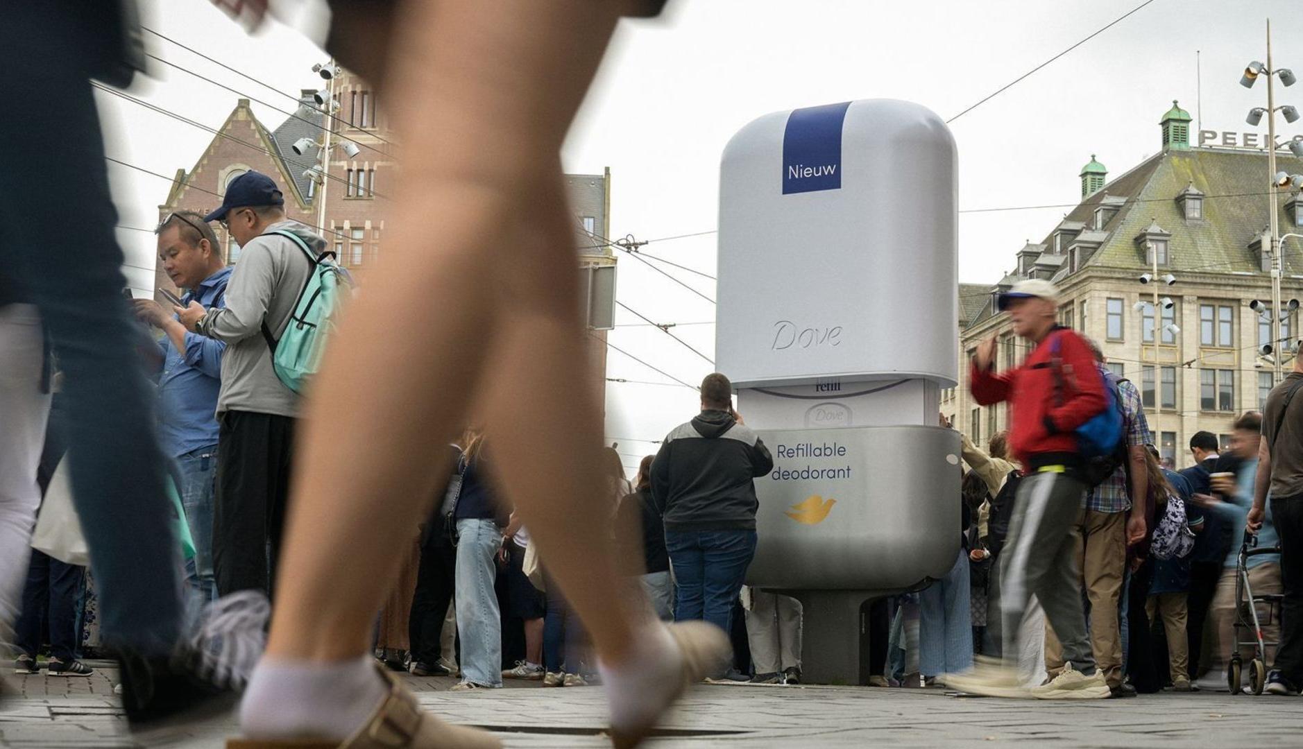 Dove brings its rechargeable deodorant to life with outdoor advertising on the streets of Amsterdam