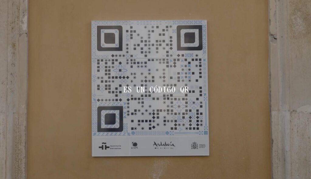 Código QR hecho con azulejos