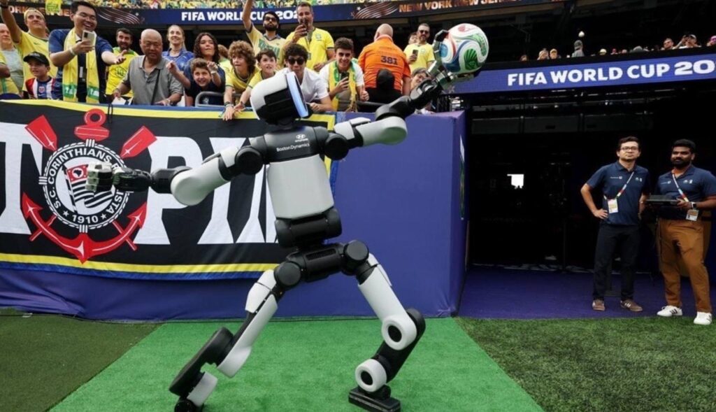 El robot Atlas en el Mundial de Fútbol