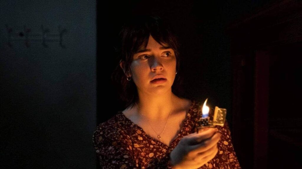 Where does the legend of the bogeyman come from: from the child's bedroom to the dark rooms?